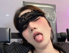 抽象妹妹太容易笑场