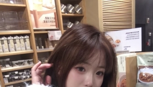 激动的心情等新人落地悉尼